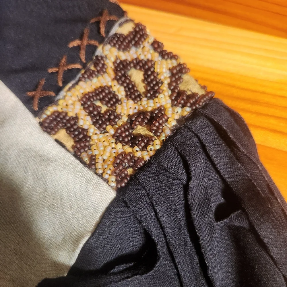 Double D Ranch Wild West Graphic Tunic - Black and Cream - Picture 5 of 8